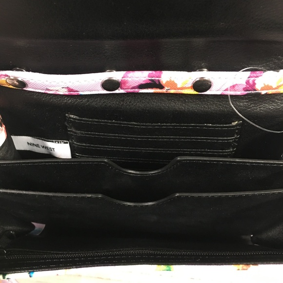 NWOT NINE WEST Floral Cross Body Bag - Picture 4 of 6